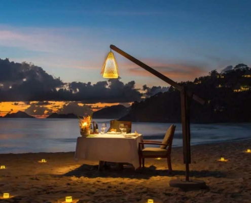 anantara-maia-seychelles-resort-dining-at-beach anantara-maia-seychelles-resort-dining-at-beach