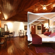 chauve-souris-relais-suite-bedroom-2 chauve-souris-relais-suite-bedroom-2
