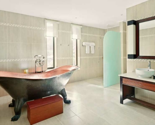 doubletree-hilton-seychelles-kind-deluxe-bathroom doubletree-hilton-seychelles-kind-deluxe-bathroom