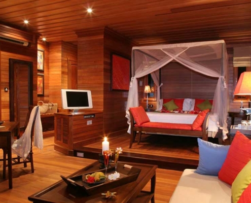hilton-northolme-resort--villa-bedroom-livingroom hilton-northolme-resort--villa-bedroom-livingroom