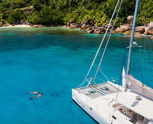 raffles-praslin-resort-activity-snorkeling raffles-praslin-resort-activity-snorkeling