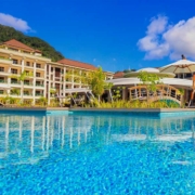 savoy-seychelles-resort-pool-with-sunshine savoy-seychelles-resort-pool-with-sunshine