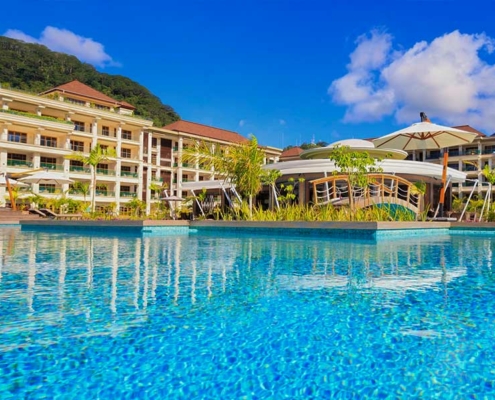 savoy-seychelles-resort-pool-with-sunshine savoy-seychelles-resort-pool-with-sunshine