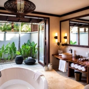 story-restort-seychelles-beach-villa-bathroom story-restort-seychelles-beach-villa-bathroom