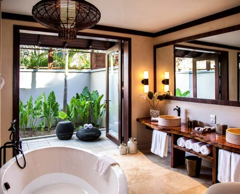story-restort-seychelles-beach-villa-bathroom story-restort-seychelles-beach-villa-bathroom