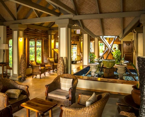 Indian-Ocean-Lodge-lounge-area Indian-Ocean-Lodge-lounge-area
