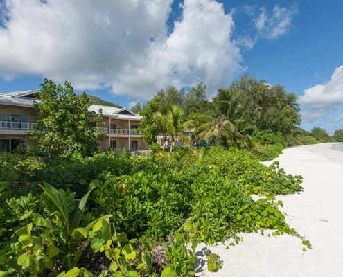 acajou-beach-resort-praslin-view-from-ocean acajou-beach-resort-praslin-view-from-ocean