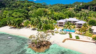 cat-pineapple-beach-villas Pineapple Beach Villas