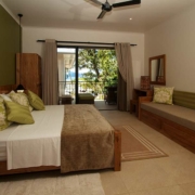 le-repaire-boutique-hotel-la-digue-romm-garden-view le-repaire-boutique-hotel-la-digue-romm-garden-view