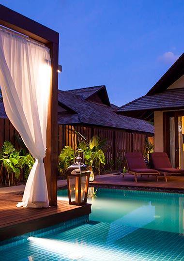story-restort-seychelles-entry-building-heroimage-mobile